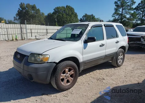 2006 Ford Escape Xlt from USA, damaged, VIN 1FMYU03Z46KC34412
